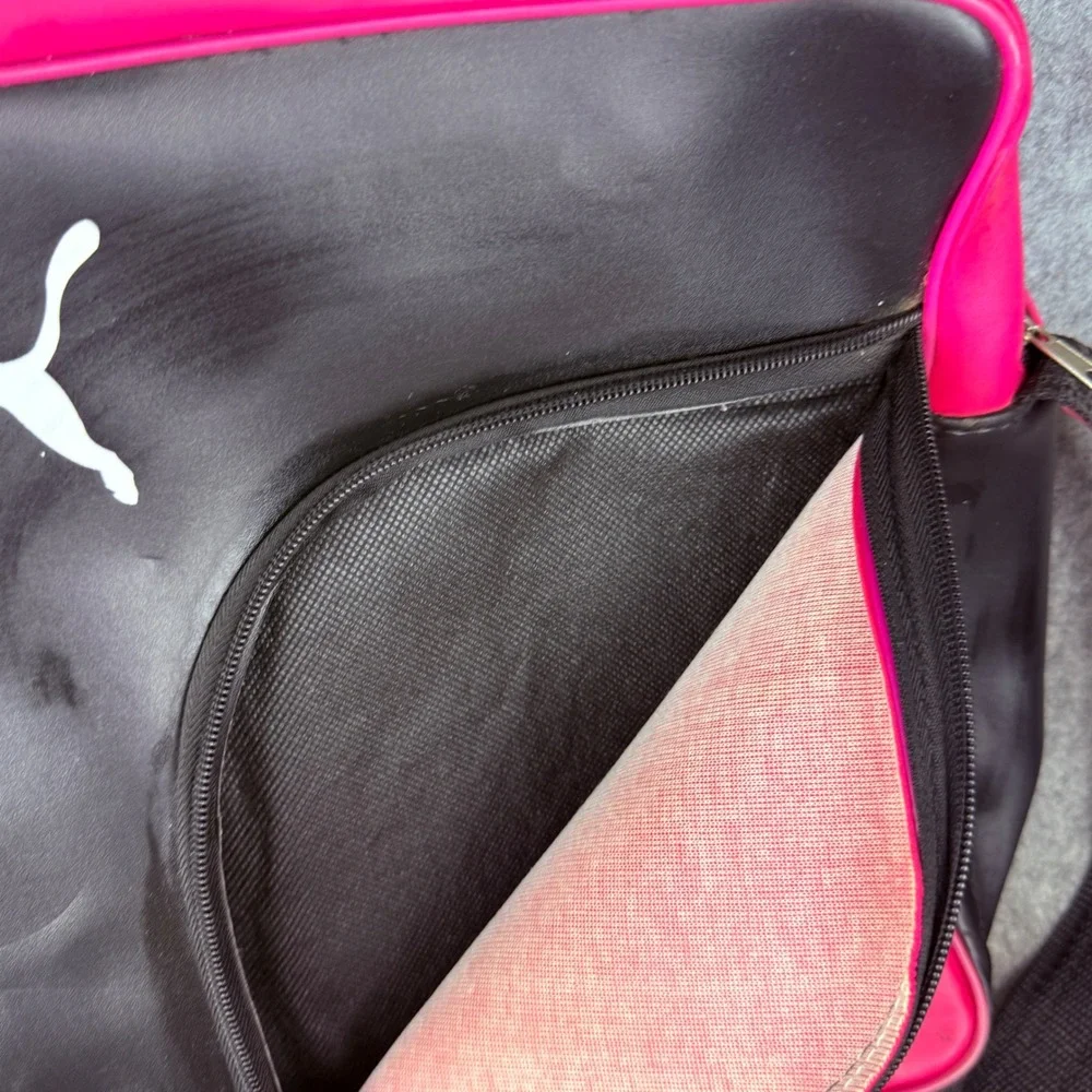 Puma ferrari crossbody